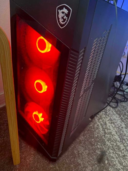 Komputer całe stanowisko gamingowy rtx 4060 ti i9 11th