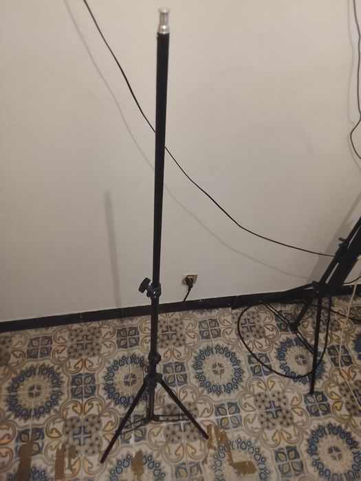 2 tripés para iluminação de estúdio o preço e dos 2