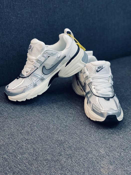Кросівки Nike V2K Run White Silver