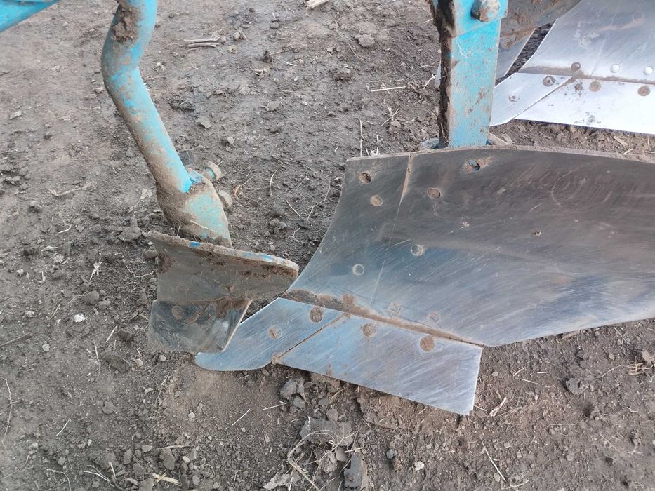 Плуг оборотний Lemkin