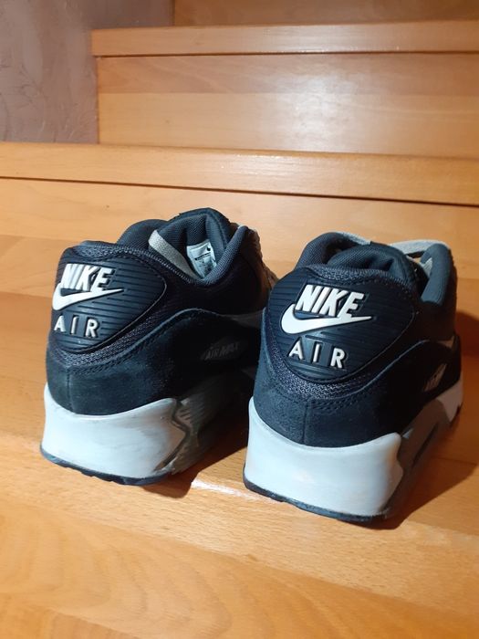 Кросівки  чоловічі Nike Air Max 90 Essential чорно-сірі