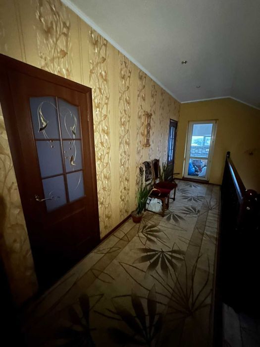 Продам будинок на 4 кімнати в центрі Стрижавки 5330