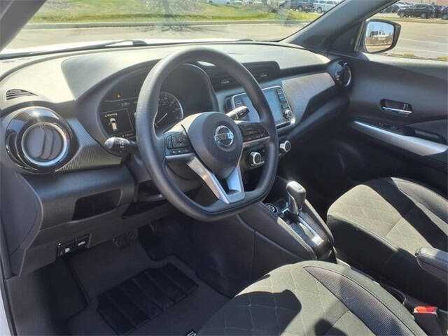 2020 Nissan Kicks SV