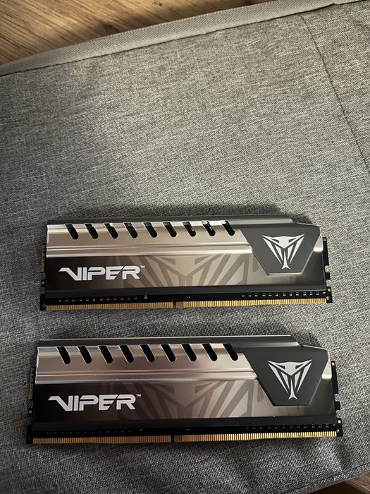 Patriot Viper DDR4 2×8 GB (16 GB)