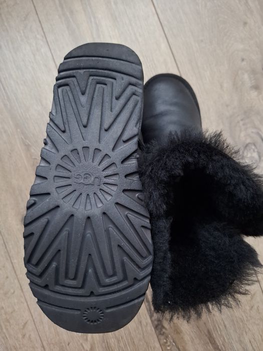 Продам  уггi  UGG