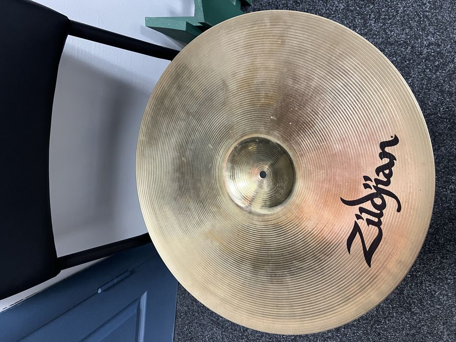 Zildjian Avedis Medium Ride 20