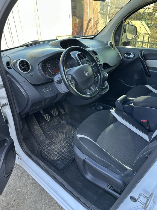 Продам Рено Кангу