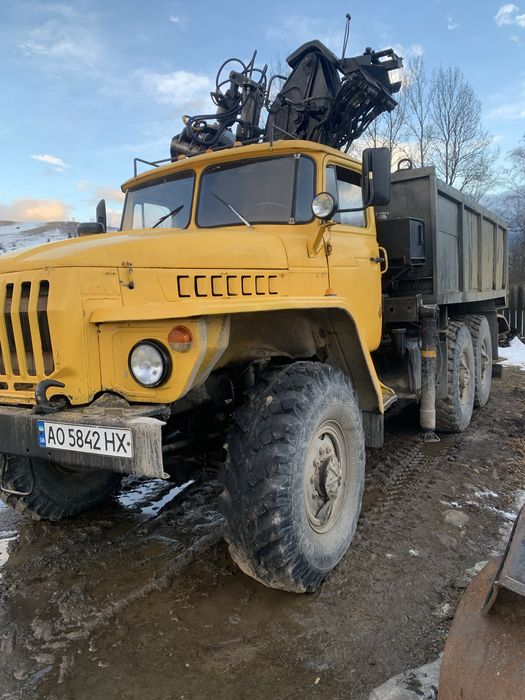 Продам Урал 5557