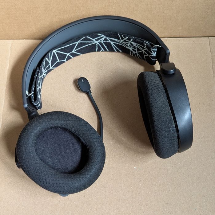 Headphones Steelseries Arctis 5