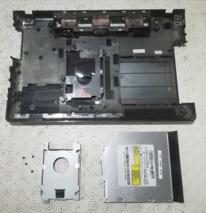 Samsung NP300E5A Portable Components434861006641571845