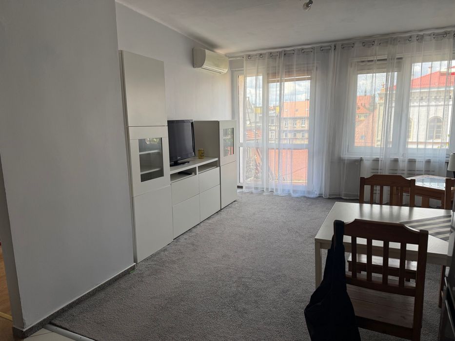 Mieszkanie 2 pokoje z balkonem na WYNAJEM