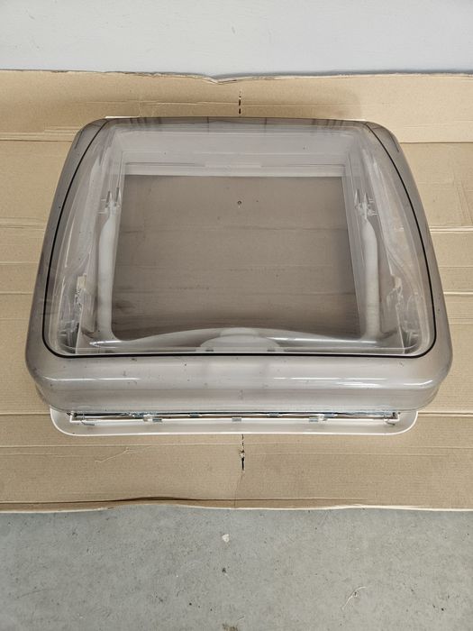 Okno dachowe Dometic Mini Heki 40x40