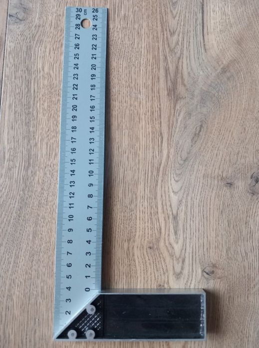Katownik 30 cm nowy