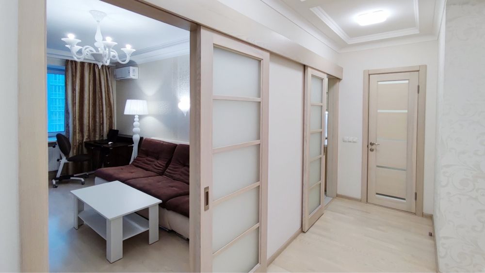 Продаж вул. Дениса Рачiнського,25А. 15 хв Метро