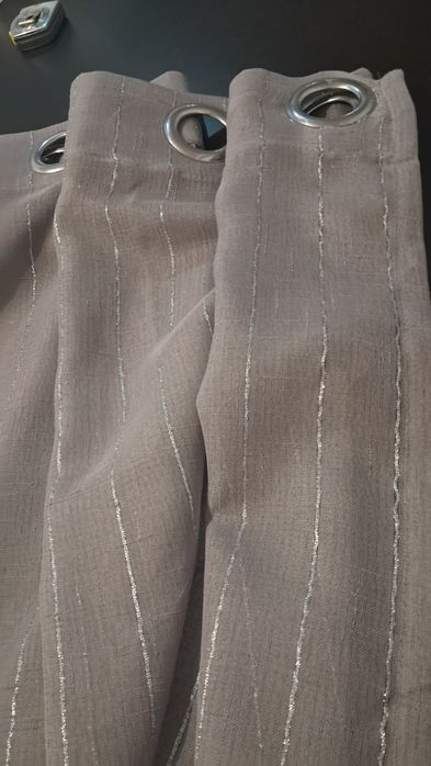 Cortinados  cinza