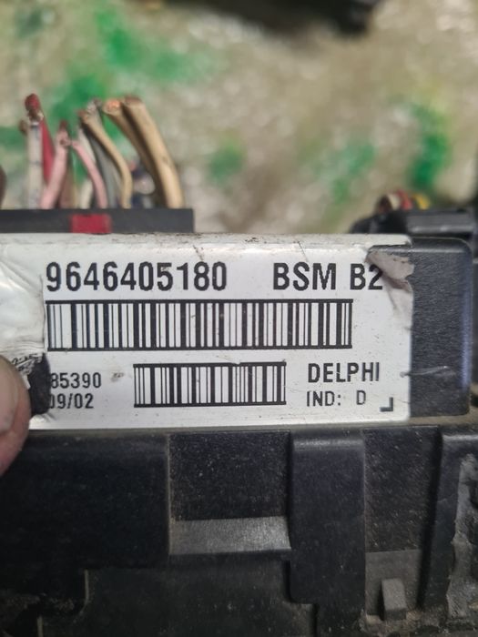 Spark Plugs X 4 Bosch Fits Peugeot 206 207 307 1007 407 406 807 Renault Laguna - Foto 10