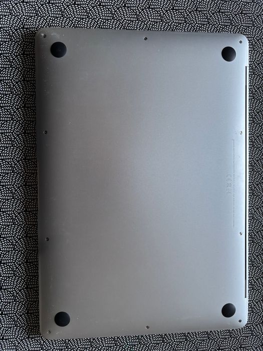 Apple MacBook Air 13″ (2020) com Puce M1