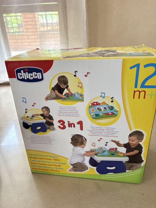 Дитячий ігровий центр *Chicco*