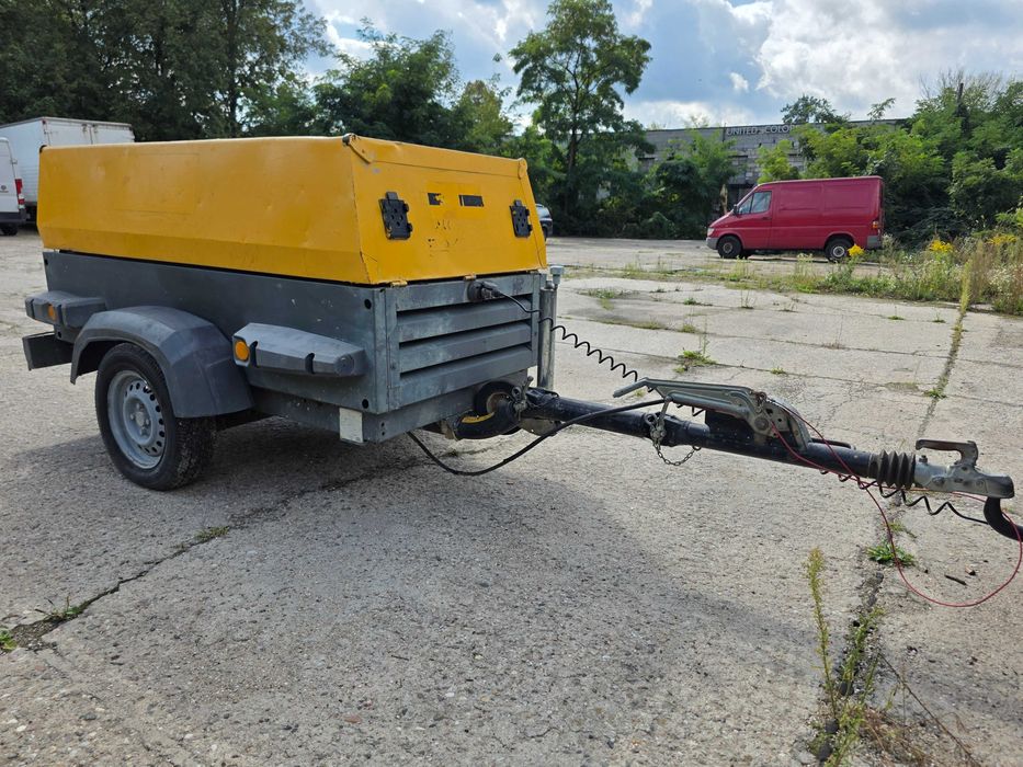 Sprężarka powietrza śrubowa Atlas copco XAS 77