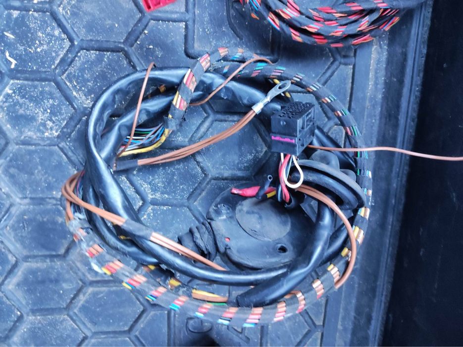 Блок керування фаркопом Volkswagen passat B6, Golf5, Caddy3 1K0907383