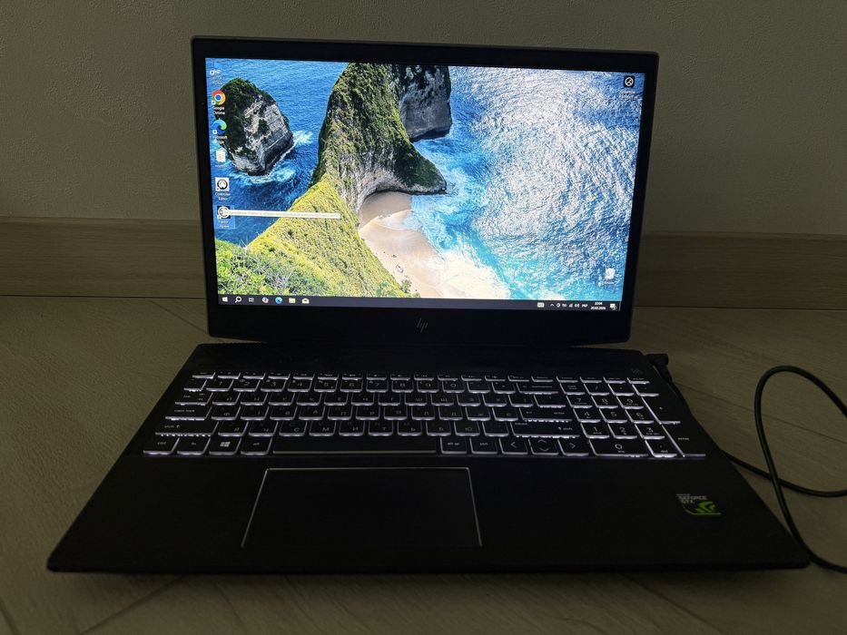 Ігровий ноутбук hp