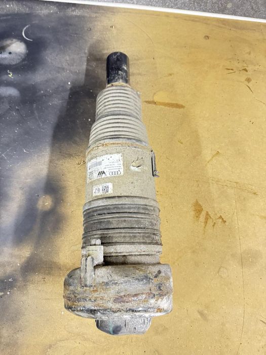 Пневмо подушка Ауді Q7 4M0 616 039 AD