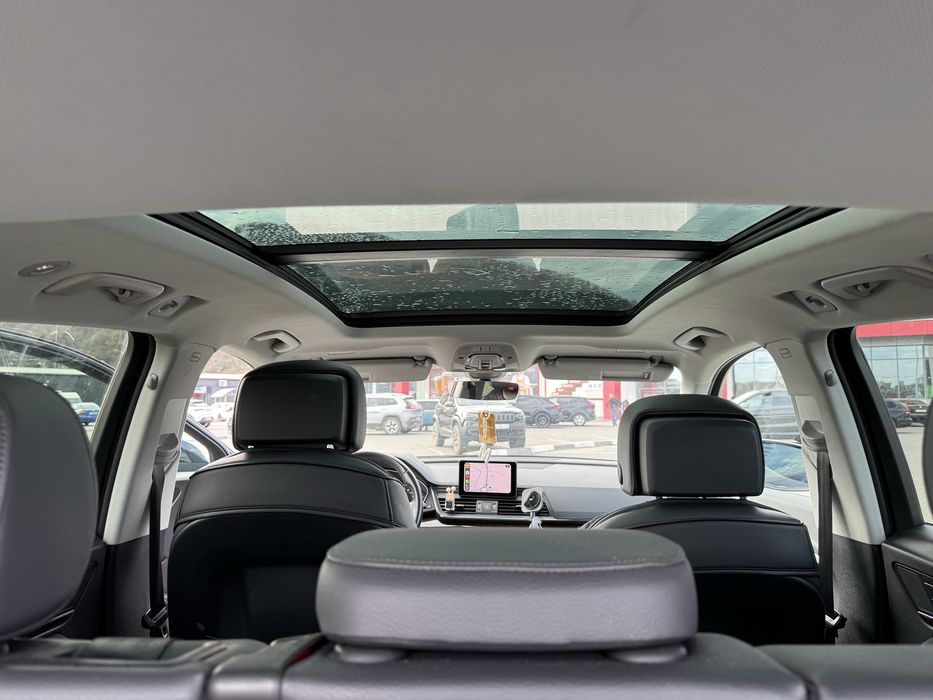 Продам.  Audi Q5 2017 року