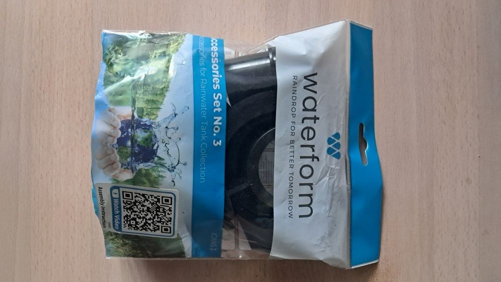 Zestaw podłączeniowy zbiornika na deszczówkę Icanset 3 Prosperplast + wąż