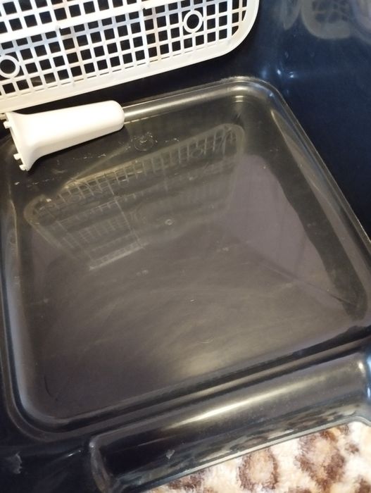 Горшок туалет для кота или маленькой собачки