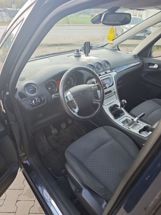 Ford Galaxy Ghia 2,0 TDCi DPF