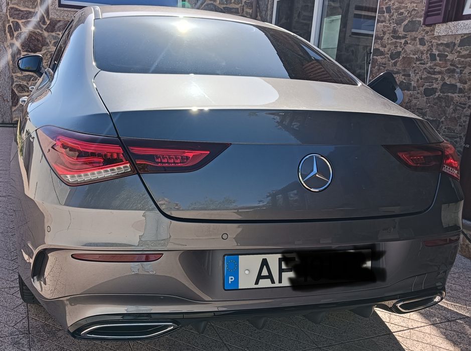 Mercedes coupé elegante — photo 4