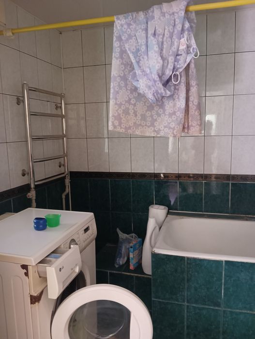 Продам будинок .