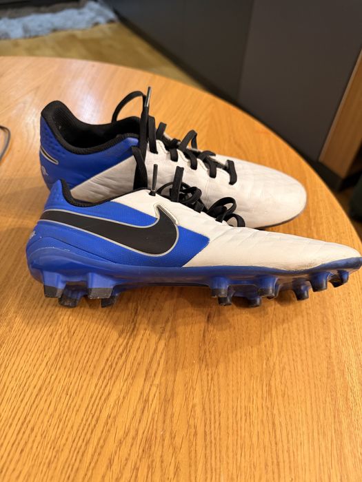 Оригінальні бутси Nike