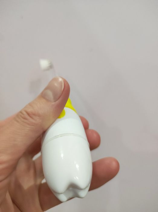 Електрична зубна щітка Brush baby , 0-3 роки, жовта