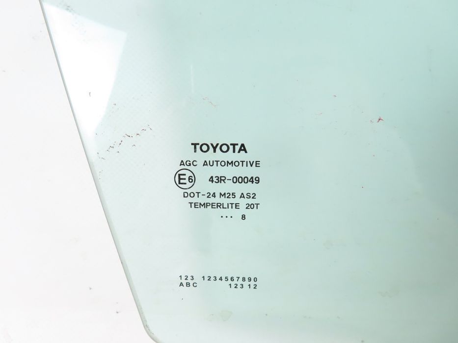 Vidro Da Porta Toyota Auris Ref: 0014592
