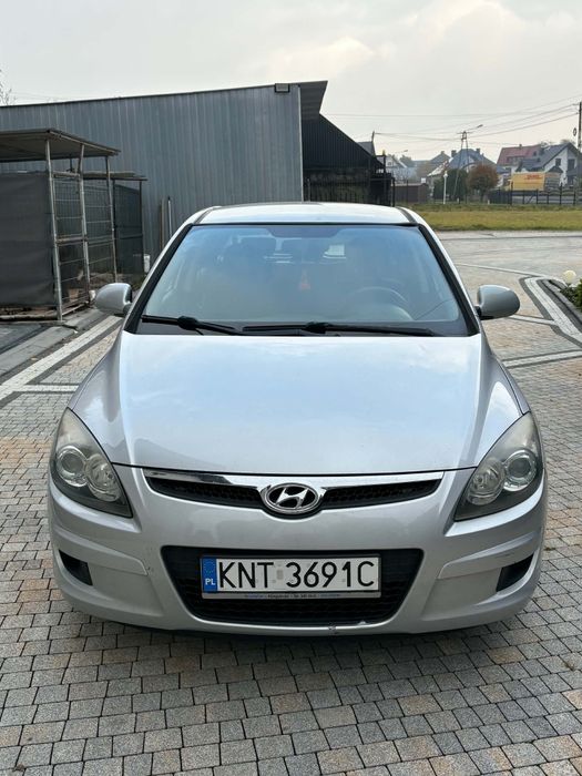 Hyundai i30 1.4   Rok 2009