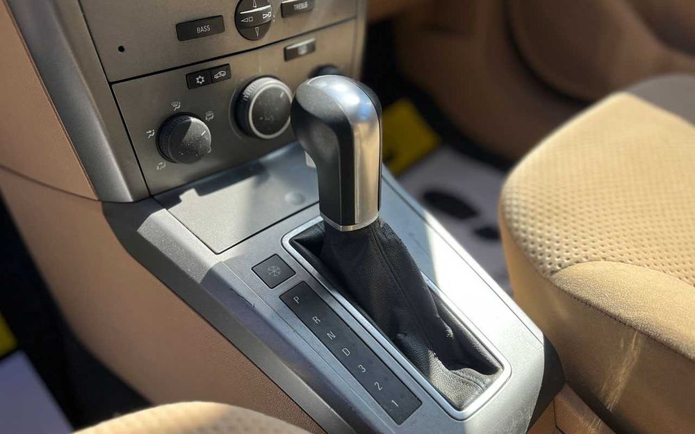 Opel Astra   2004