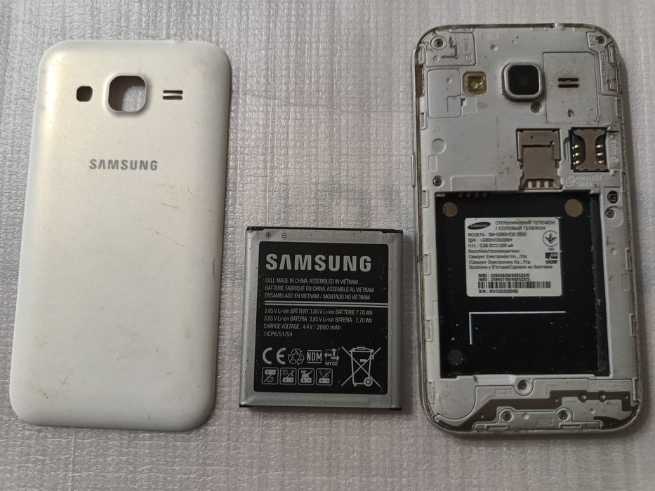 Телефон Samsung SM-G360H/DS на запчастини