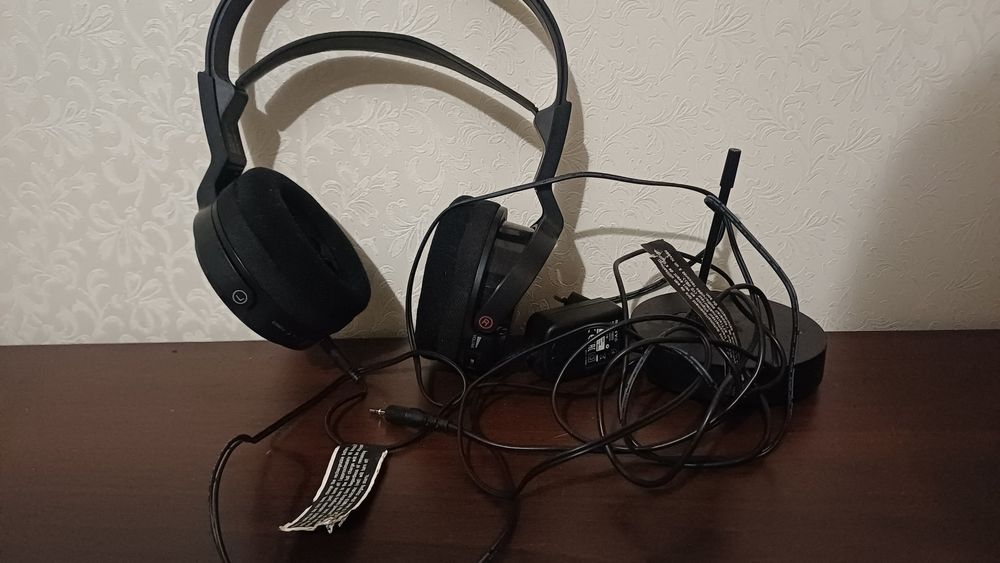 Навушники  Sony Wireles stereo Headphones