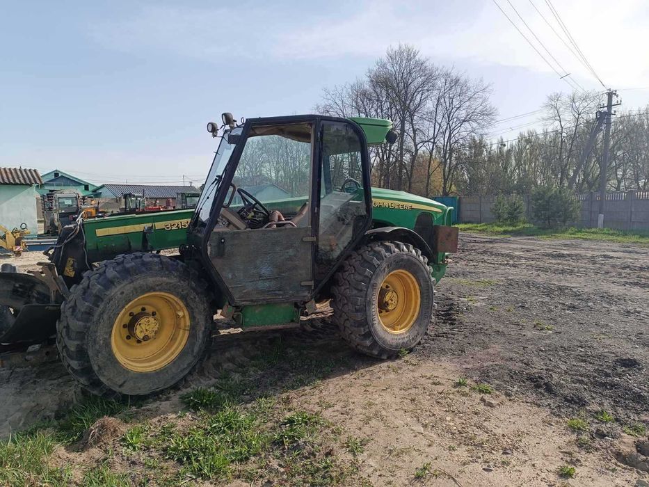 Навантажувач телескопічний John Deere-3215 2005 р.: 310 000 грн ...
