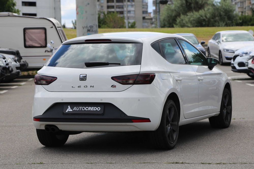 SEAT Leon 2015 Авто