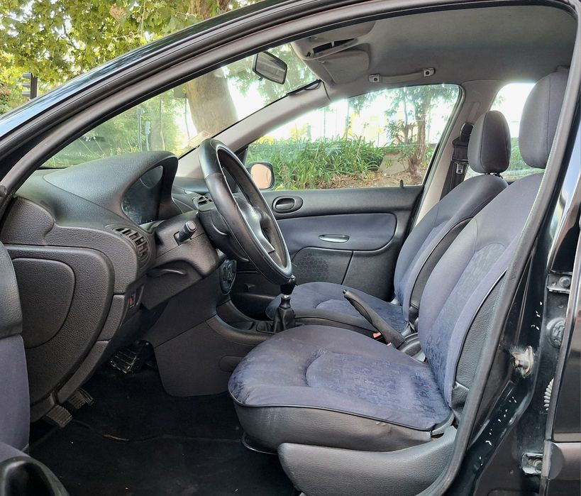 Peugeot 206 1.1i 60cv Nacional 00