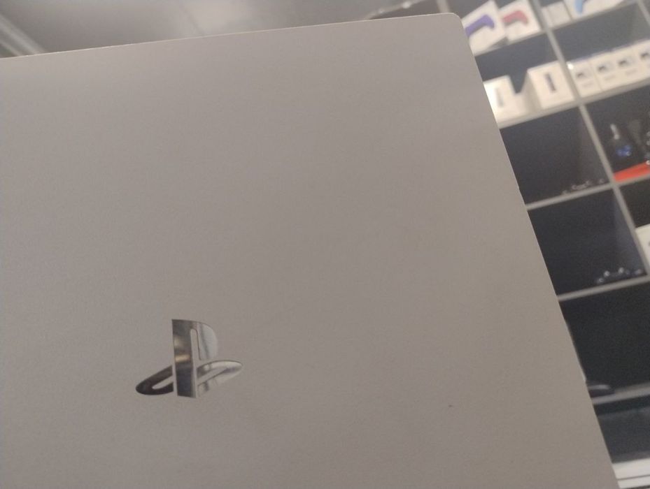Playstation 4 Pro 1 TB  /+Ігри/ +Гарантія 6 міісяців