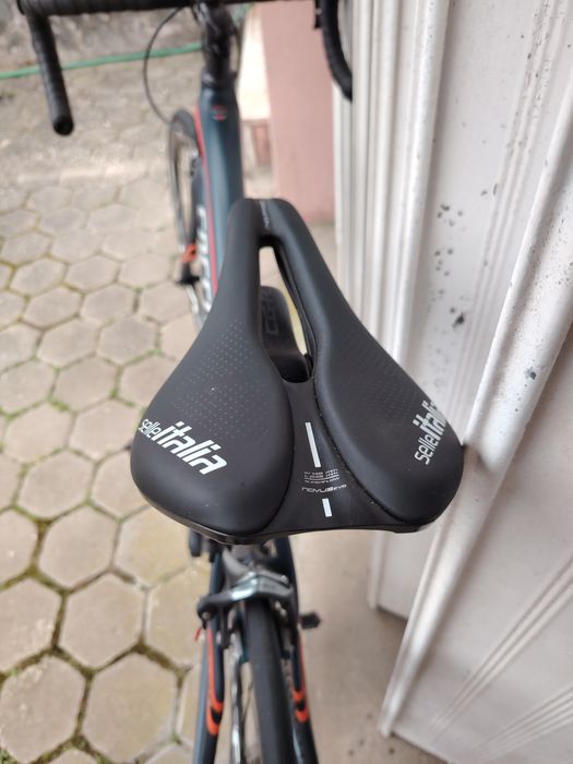 Bicicleta estrada Specialized