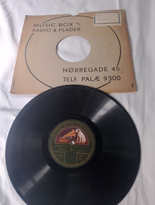 Є в продажі 40шт, грамафонні ріщного жанру  пластінки, того времені