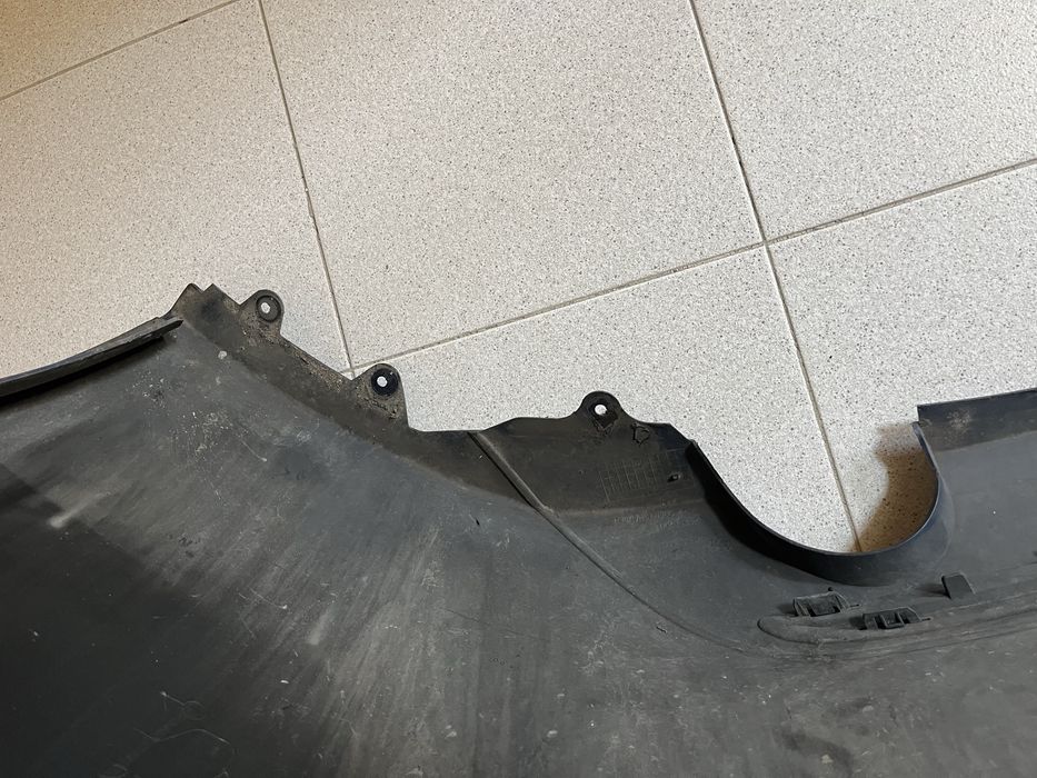 Vendo parachoques traseiro para bmw serie 1 f20