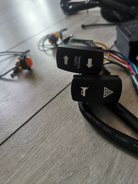 Can am Polaris zestaw homologacyjny kierunki klakson kierunkowskaz