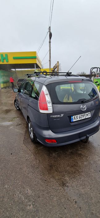 Mazda 5 (мінівен- універсал)