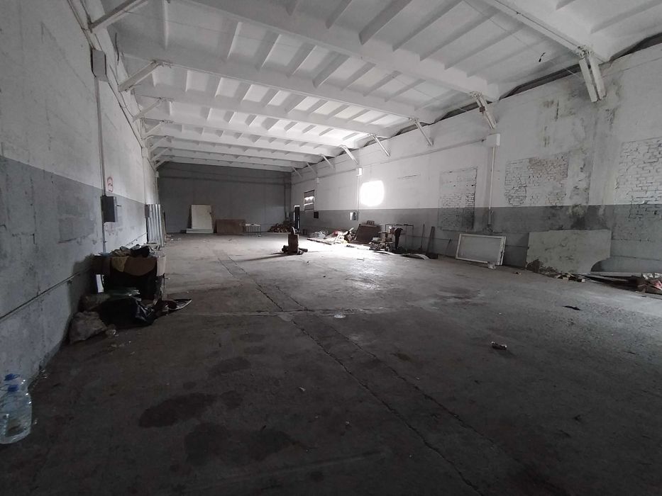 Продаж приміщення +1000кв.м. (цех, склад, виробництво) м. Чугуев;