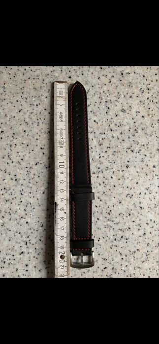 Кожаный ремешок для часов 20, 24 мм